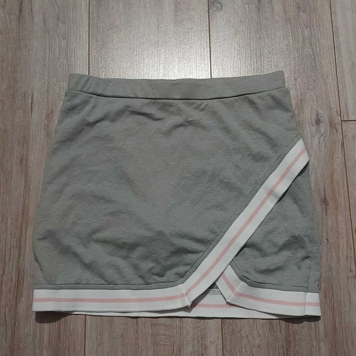 Спортивная юбка-шорты, s.