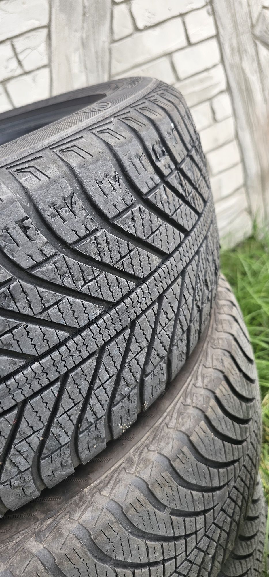 Opony 225/50/r17 M+S