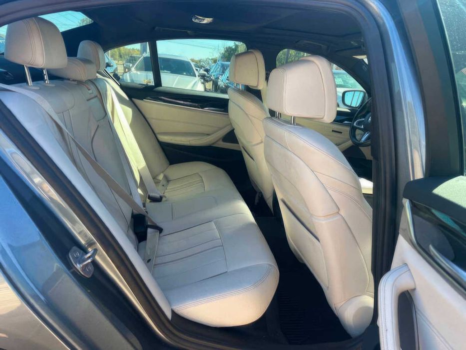 BMW 5 Series 530i      2019