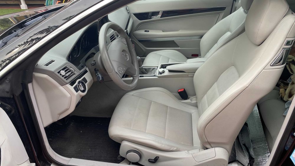 Mercedes E200 coupe, como novo,