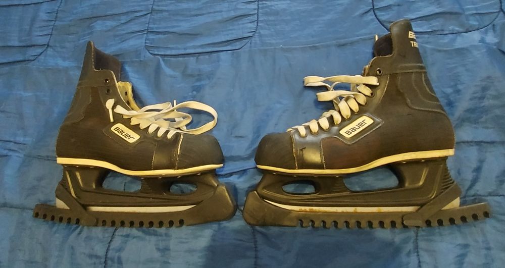 Patins para hockey no gelo marca Bauer