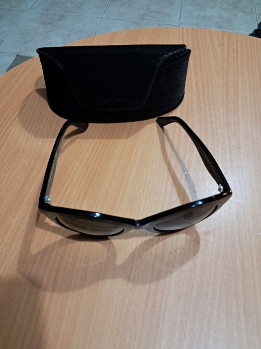 Óculos Tom Ford com caixa