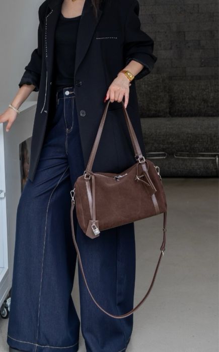 Жіноча сумка із натуральноі замші