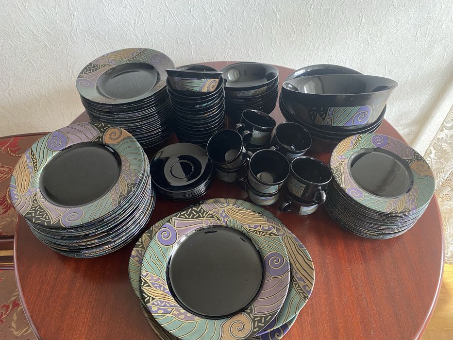 Zestaw obiadowy na 24 osoby . Do negocjacji!