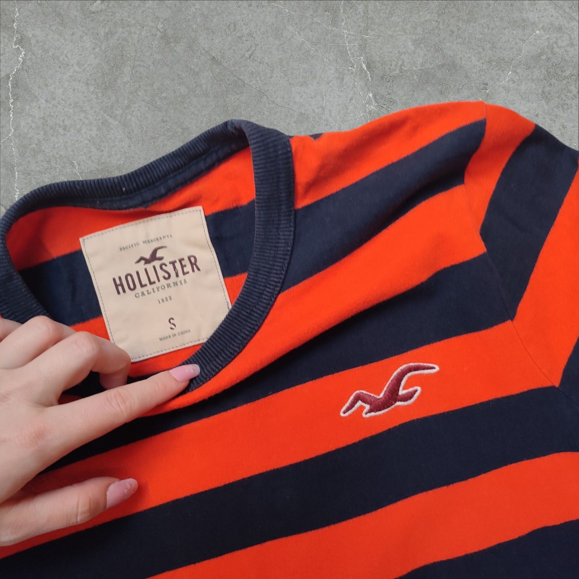 Męski sweter Hollister w paski 100% bawełna
