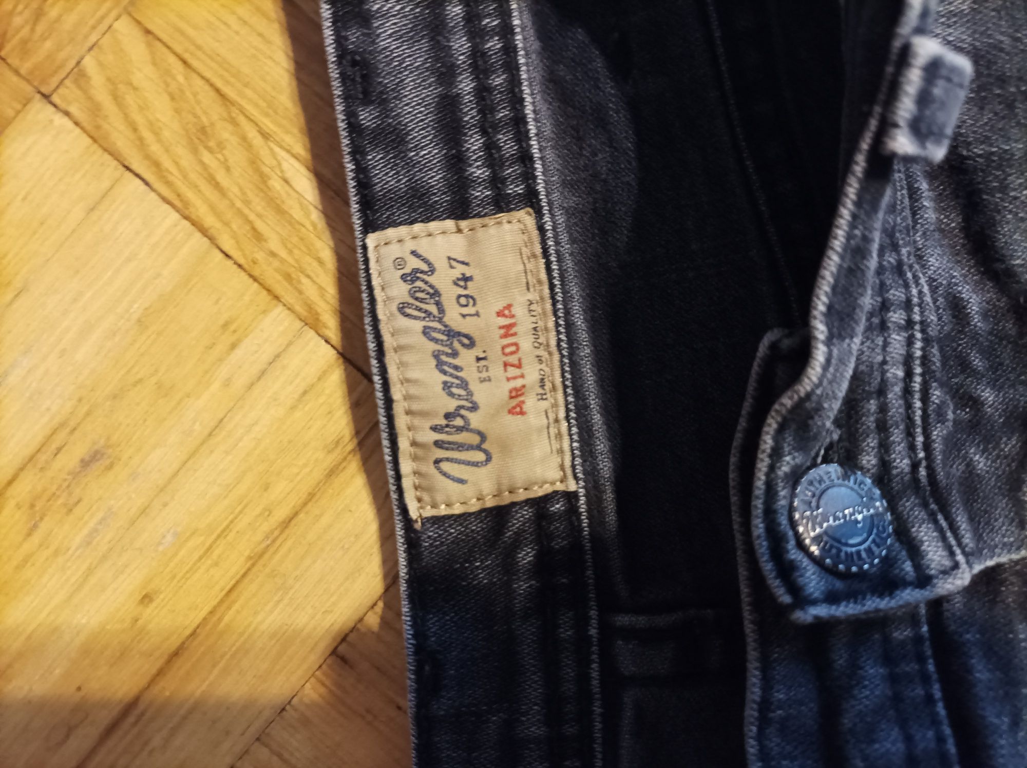 Spodnie jeansowe męskie Wrangler Arizona