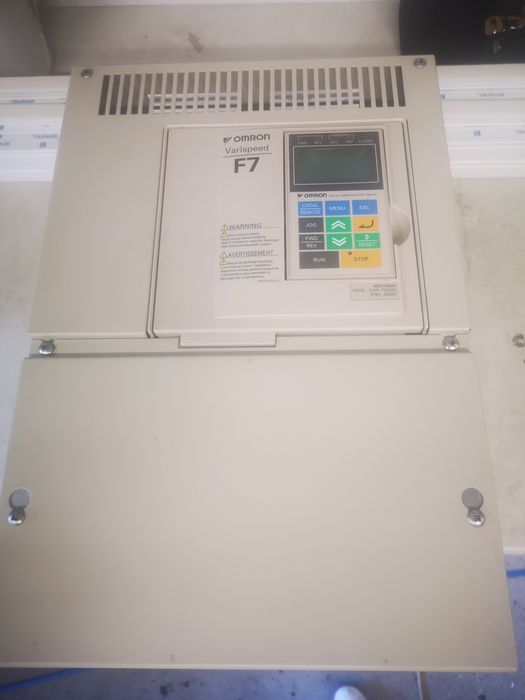 Variador inverter omron F7