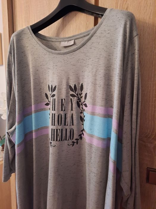 Rozm.58 szara tunika z napisem