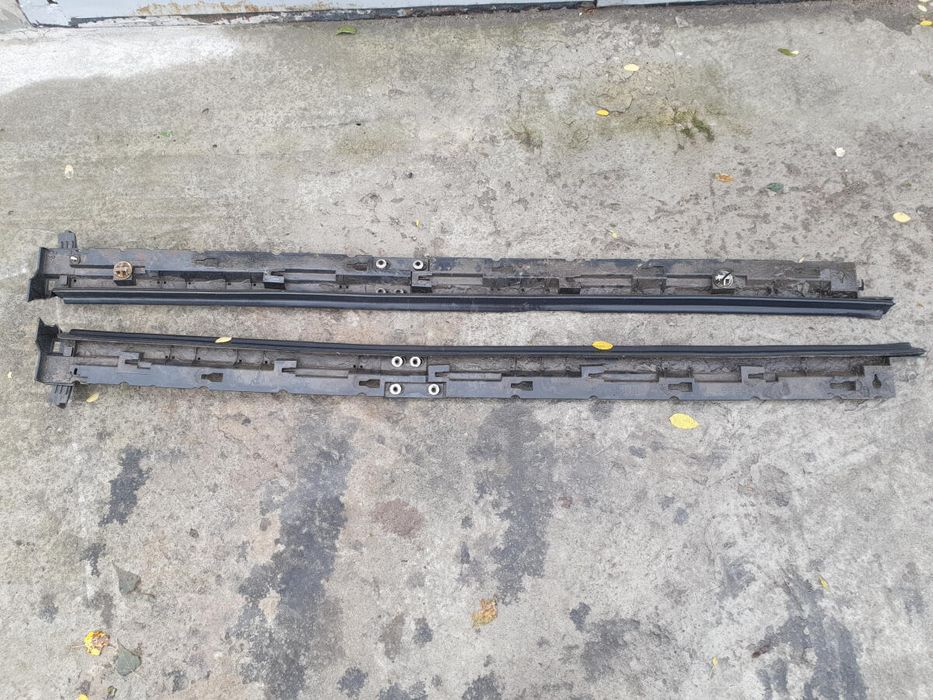 Накладка порога пластик дефект правая MAZDA CX-7 (2006-2012) разборка