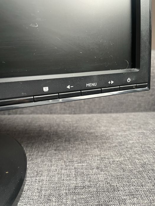 Monitor Asus.