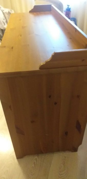 Comoda  ikea em pinho