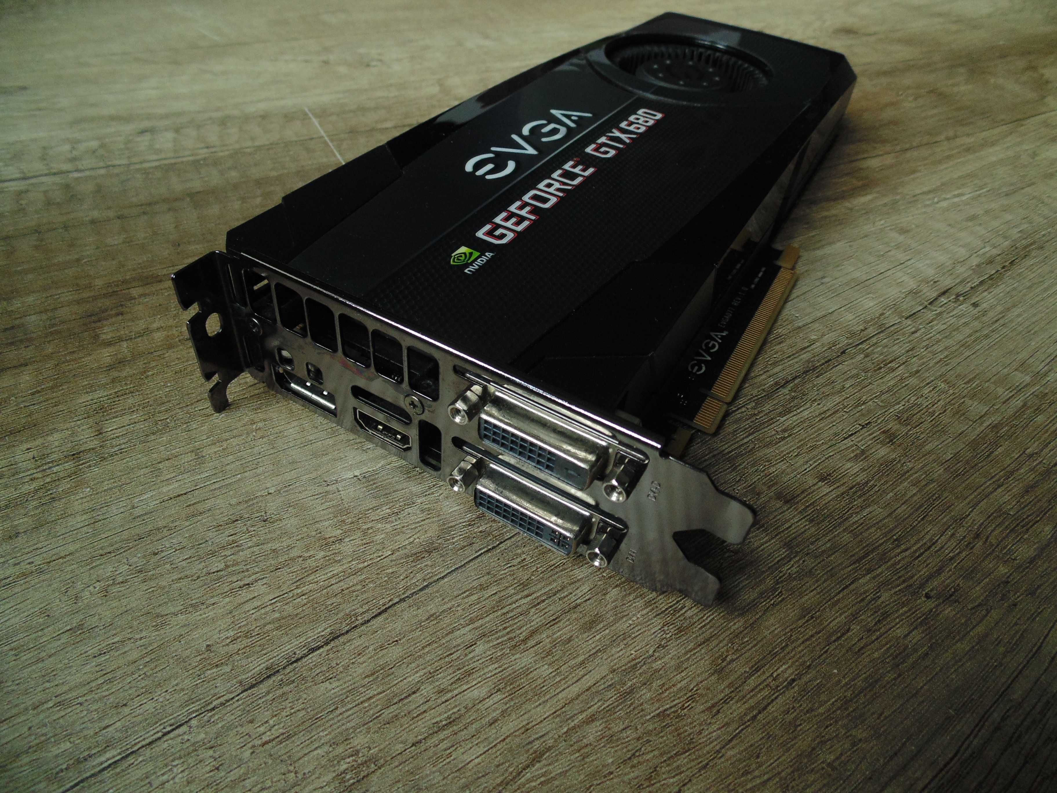Karta graficzna NVIDIA GeForce GTX680 EVGA 2GB 256bit Superclocked