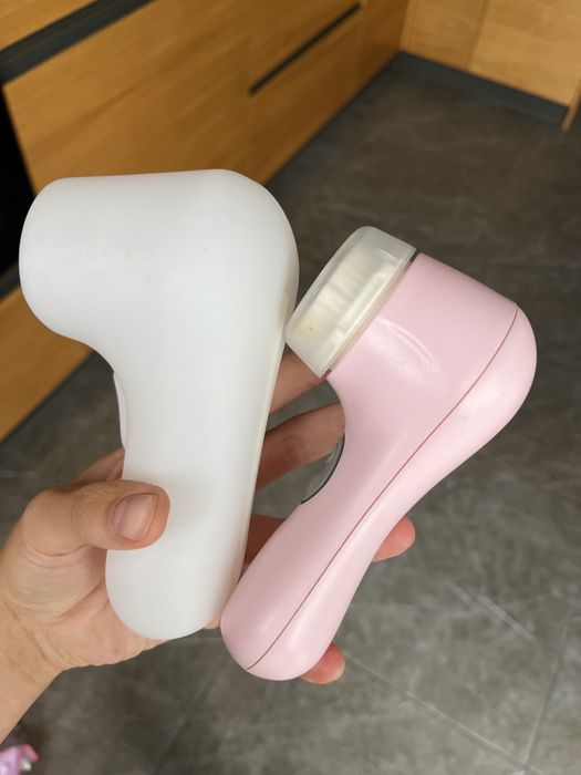 Апарат для очищення обличчя Clarisonic mia 2