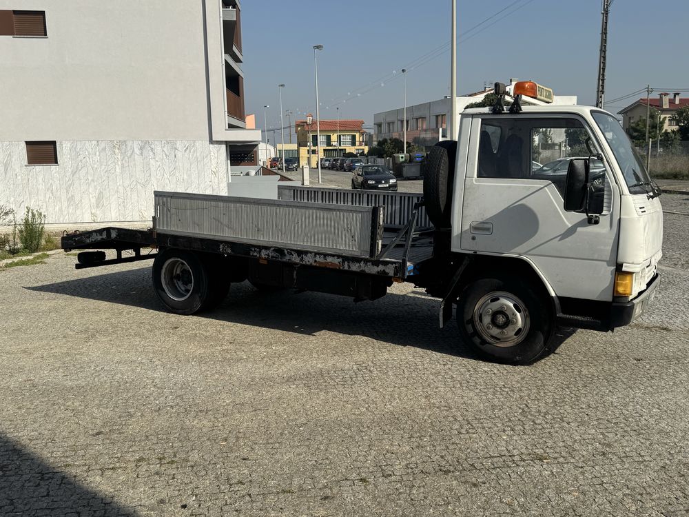 Pronto socrro Ligeiro mitsubishi canter