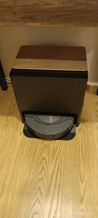 Romba J9+ - Como novo (garantia 18meses)