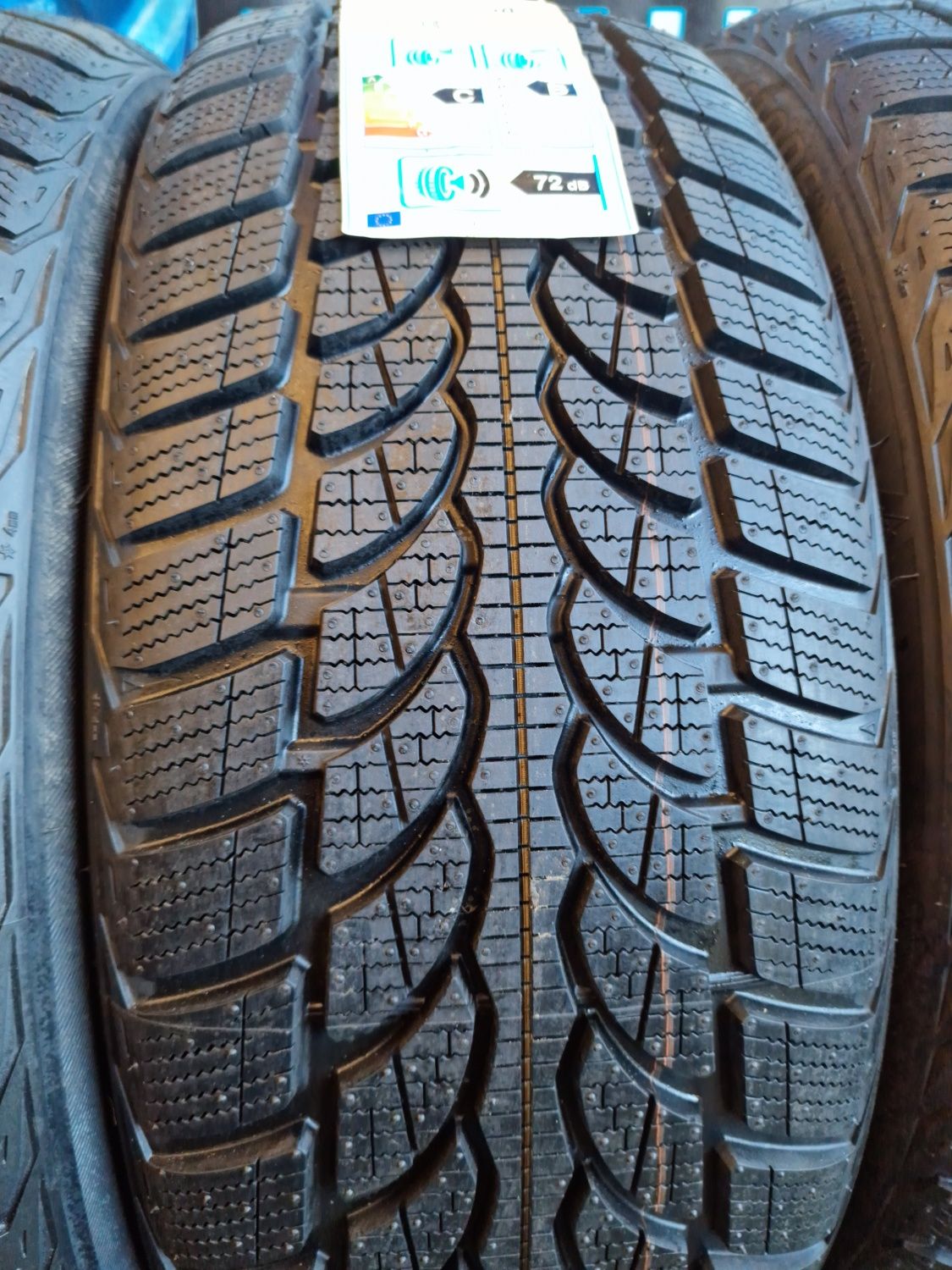 Opony zimowe 215/45/20 Bridgestone Blizzak LM  32 Komplet Nowe !!