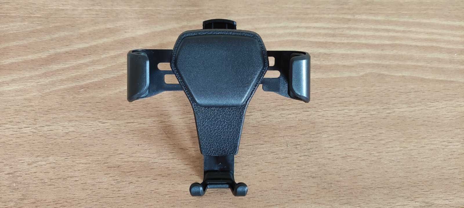 Держатель для смартфона, телефона в авто (новый).