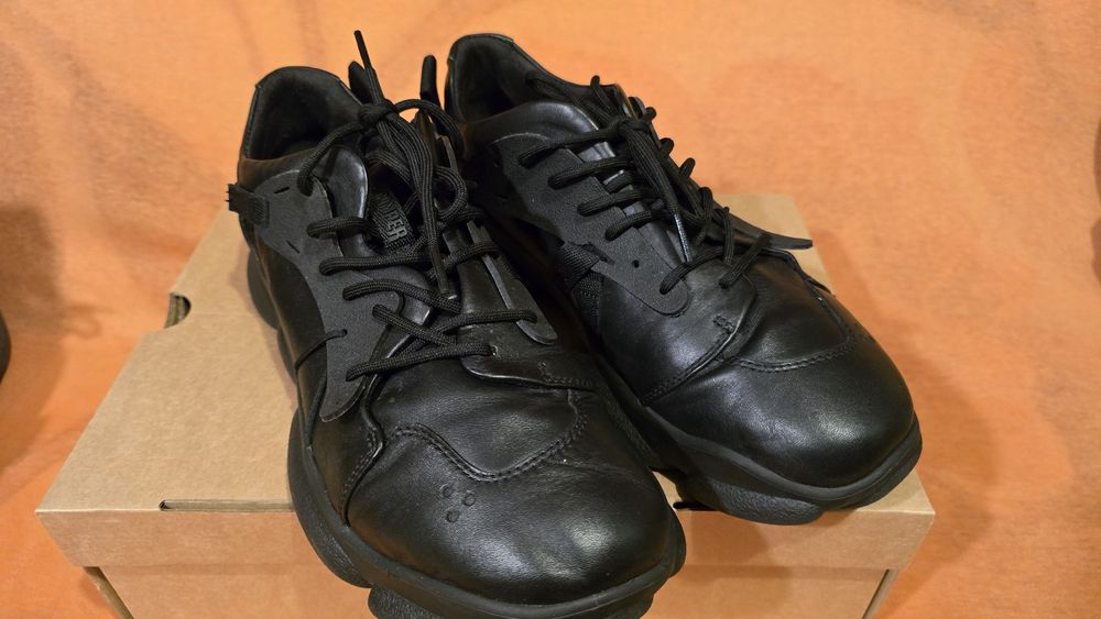 Sportowe buty Camper roz. 43