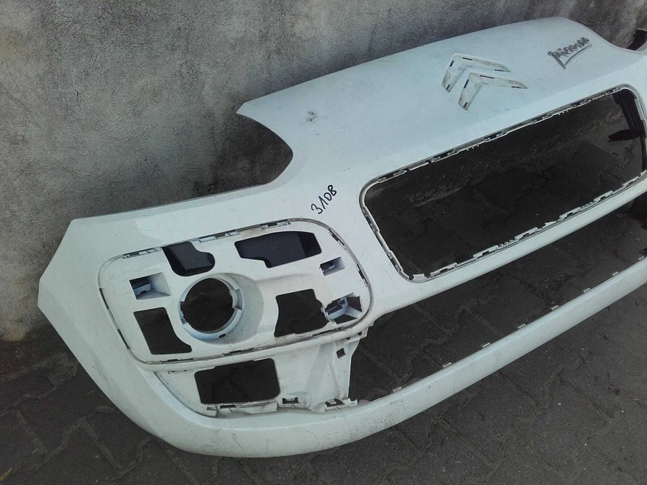 Zderzak przedni Citroen C3 picasso 08>012 nr3108
