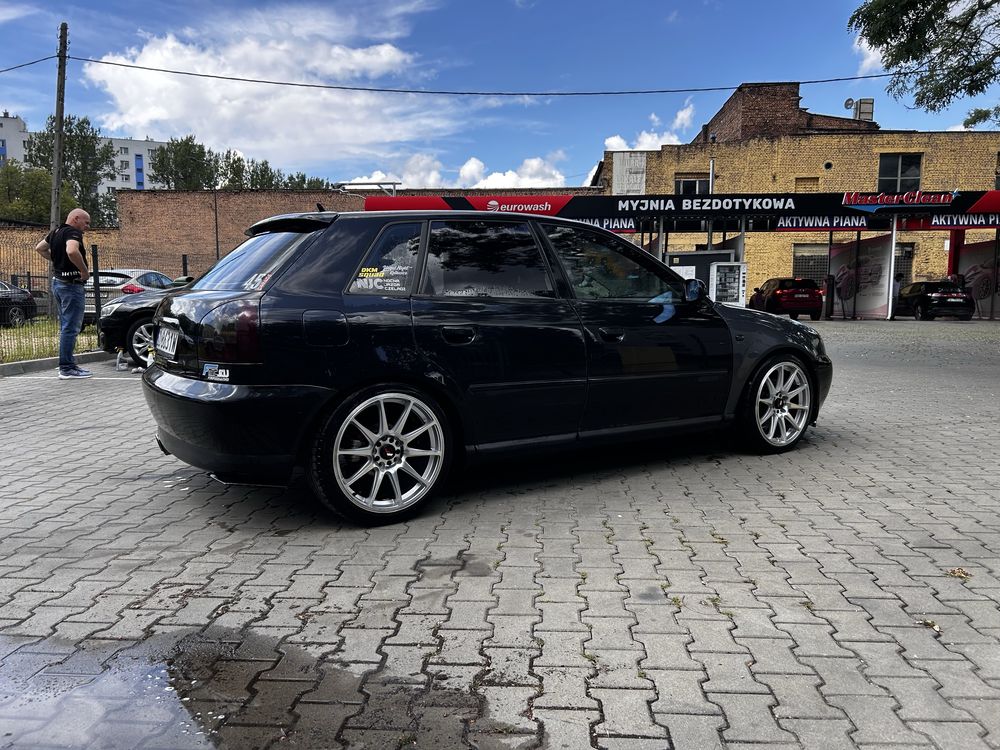 Audi A3 8L 1.8t 230km
