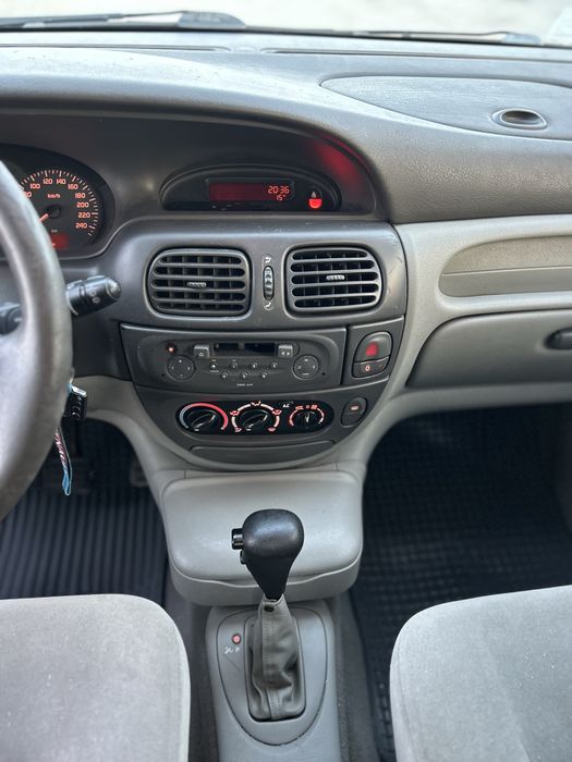 Renault megane scenik