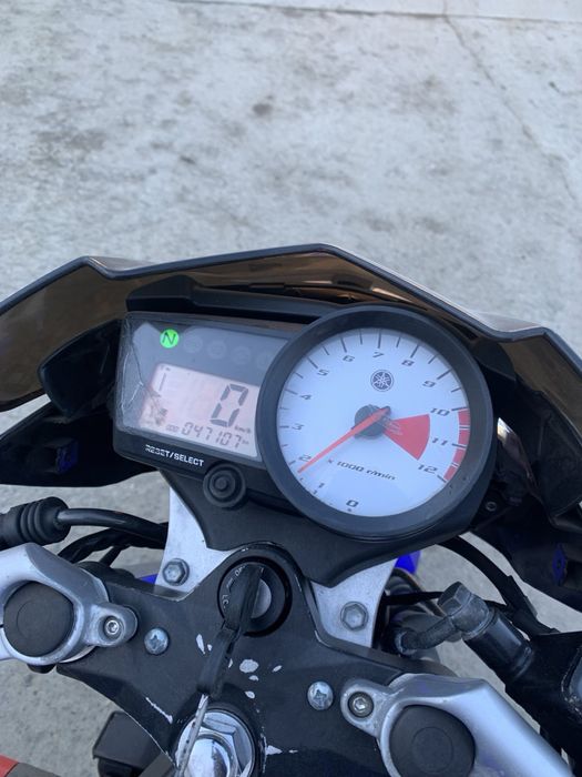 Yamaha YZF-125 R