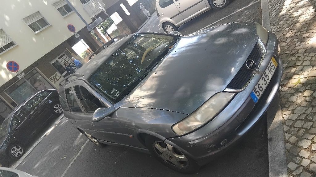 Vendo carro barato