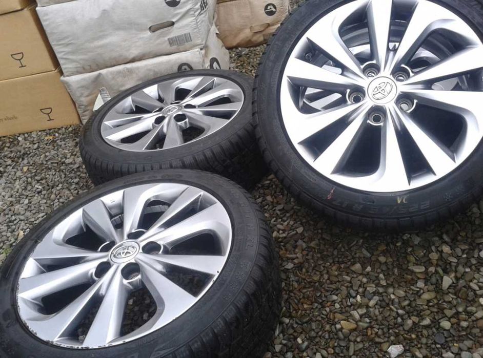 Felgi Alu R17'' 5x114.3 toyota auris corolla szare avensis chr verso