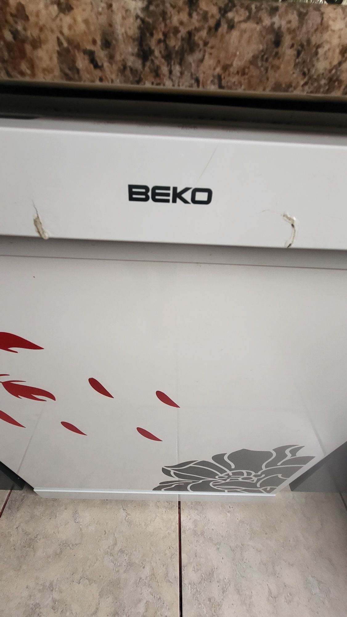 Продам посудомийну машину BEKO