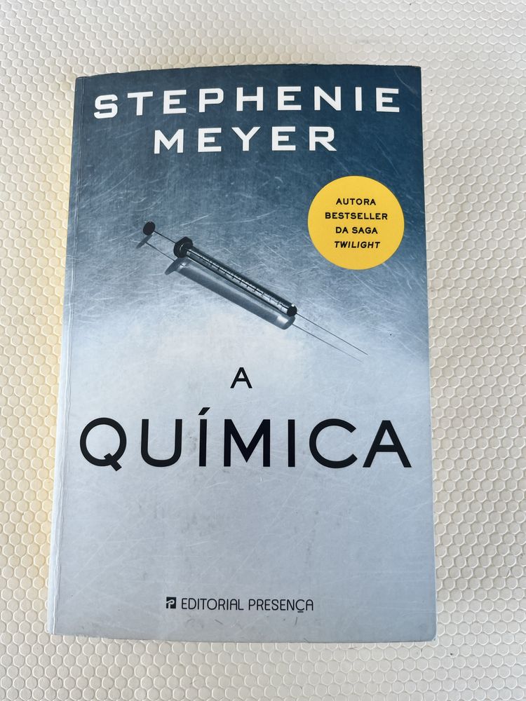A química - Stephenie meyer