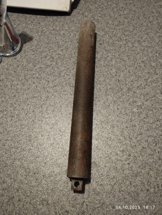 Продам гирю 2 кг для чистки вентиляції