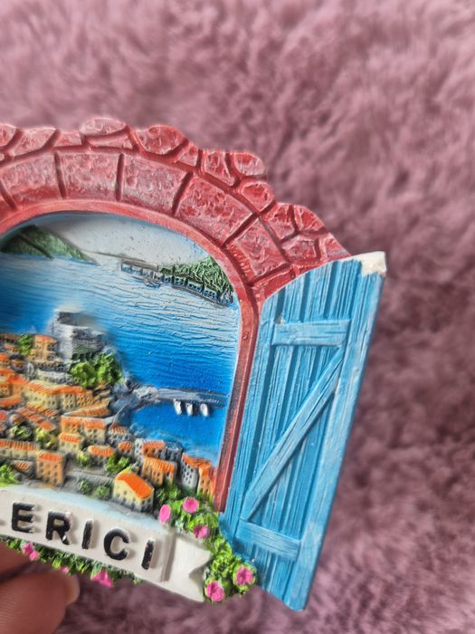 Magnes na lodówkę pamiątka prezent Włochy nowy Lerici