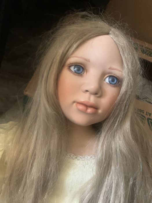 Lalka porcelanowa Annabella 96 cm o Christine Orange