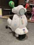 Mota  Vespa Chicco com música.