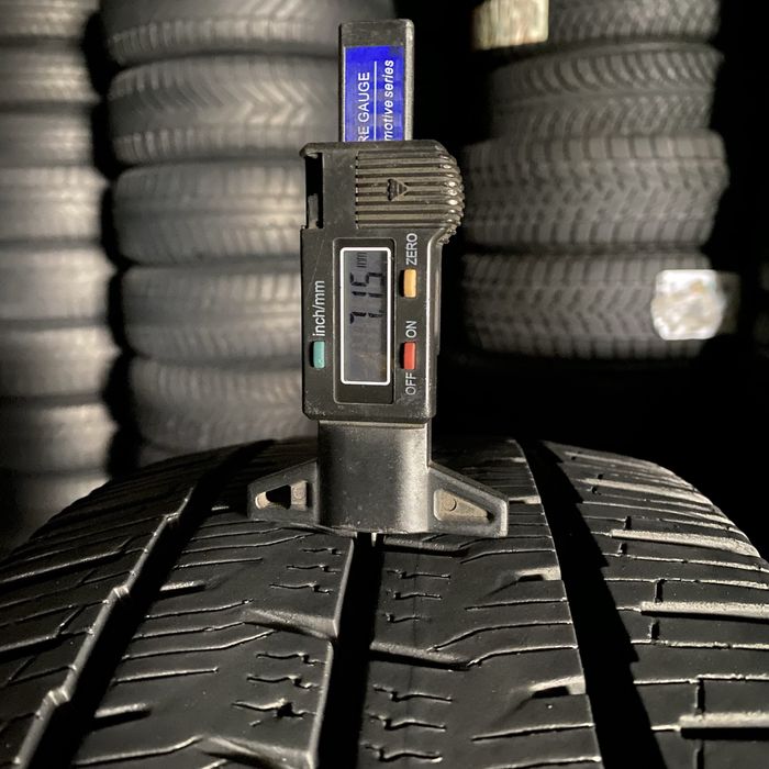 Шини 215/65/16с - 4шт Continental VanContact4Season