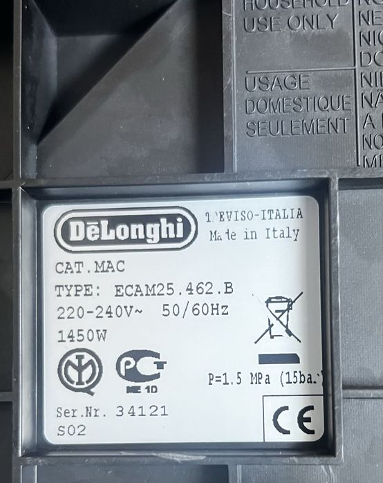 De'Longhi Magnifica S, model ECAM25.462.B.