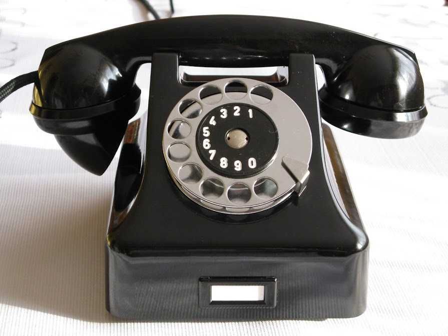 Stary POLSKI TELEFON RWT z 1962r. - sprawny!