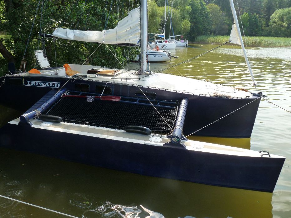 Sprzedam jacht żaglowy typu TRIMARAN