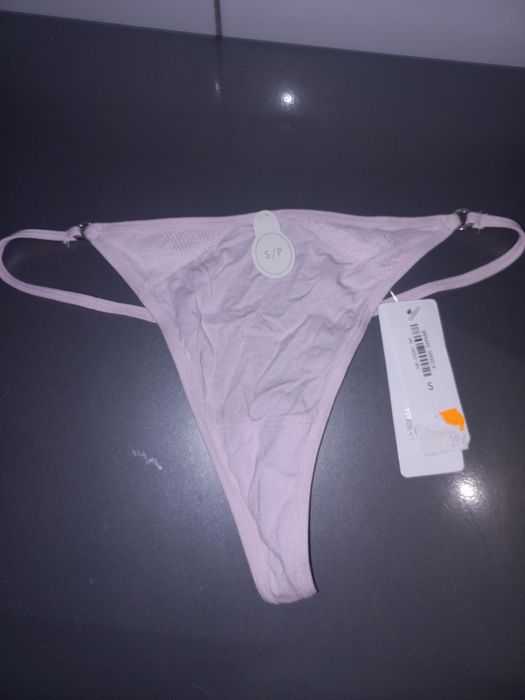 Majtki stringi La Senza 36