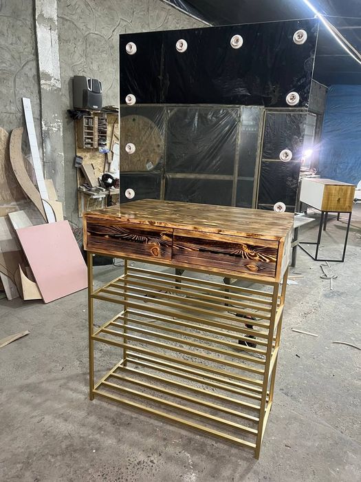 Полиця для взуття, консоль, туалетний столик, в прихожу