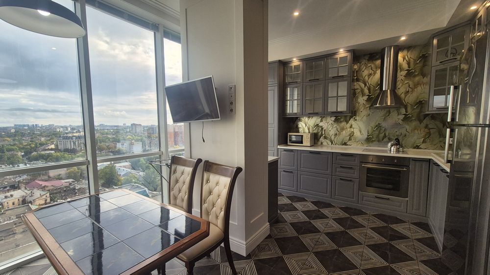 Сдам 2 Х Ком квартиру 16-17Жемчужина Кадор Центр Ул Асташкина