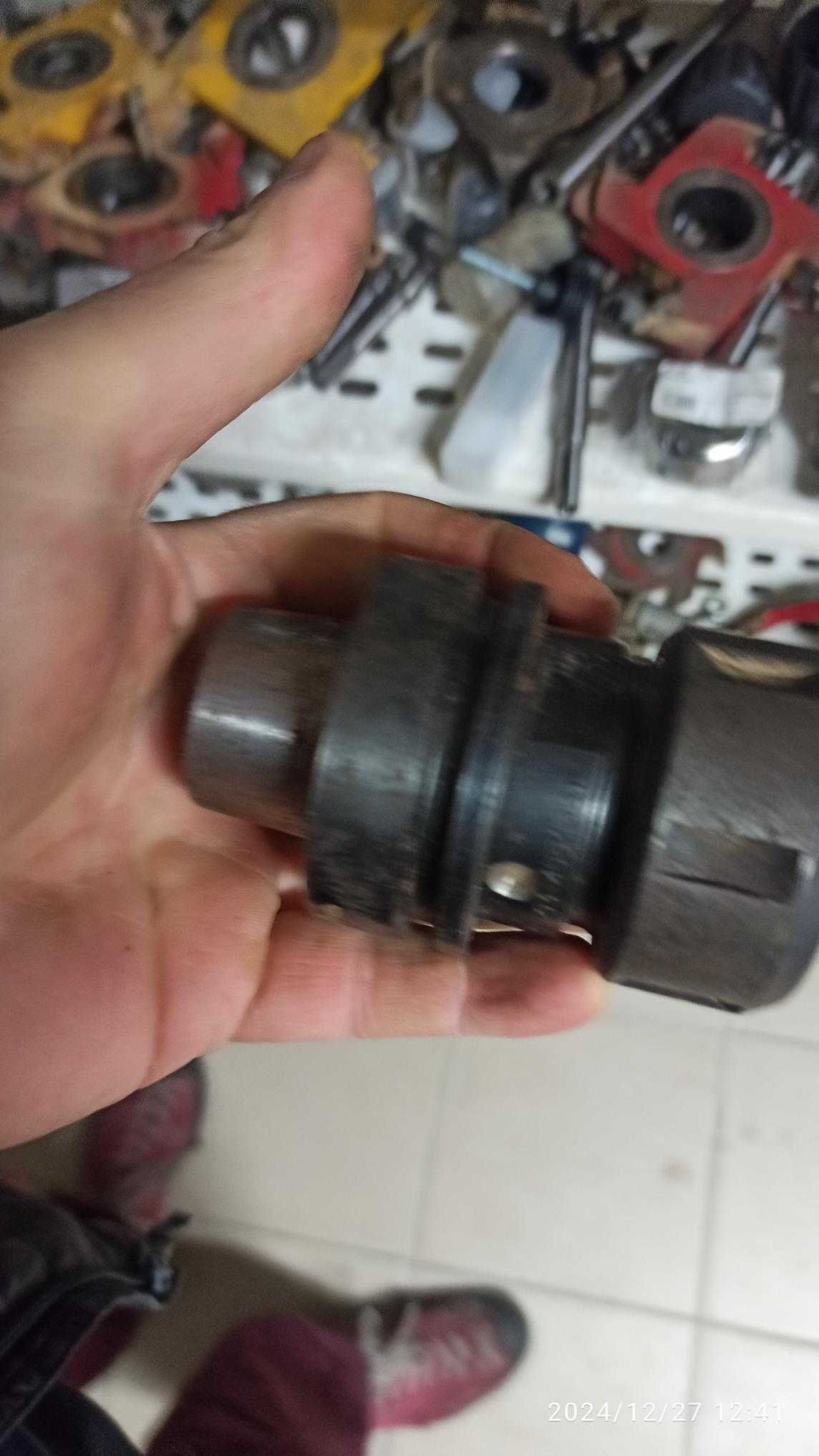 uchwyt z tulejka zaciskową do cnc