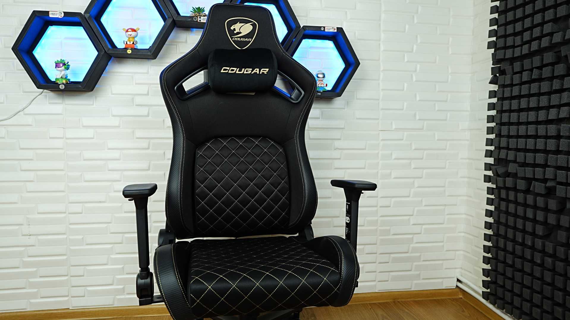 Комп'ютерне крісло для геймера Cougar Defensor Gold F - ігрове крісло