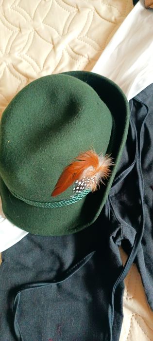 Костюм новорічний розбійник,  вовк, повар, індіанець, зайчик на 4-7р