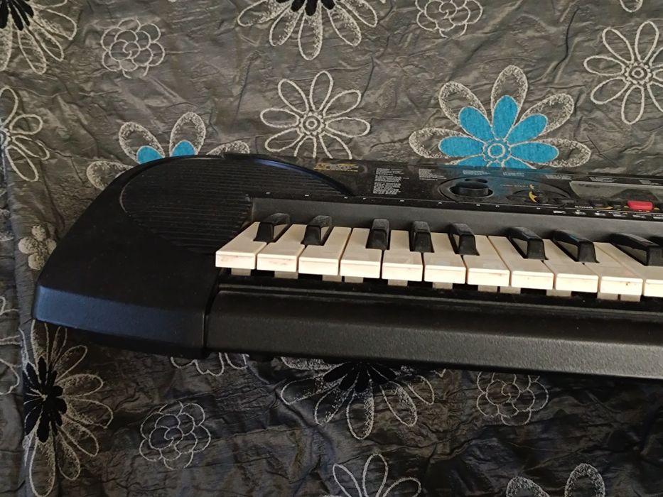 Синтезатор Yamaha PSR-79