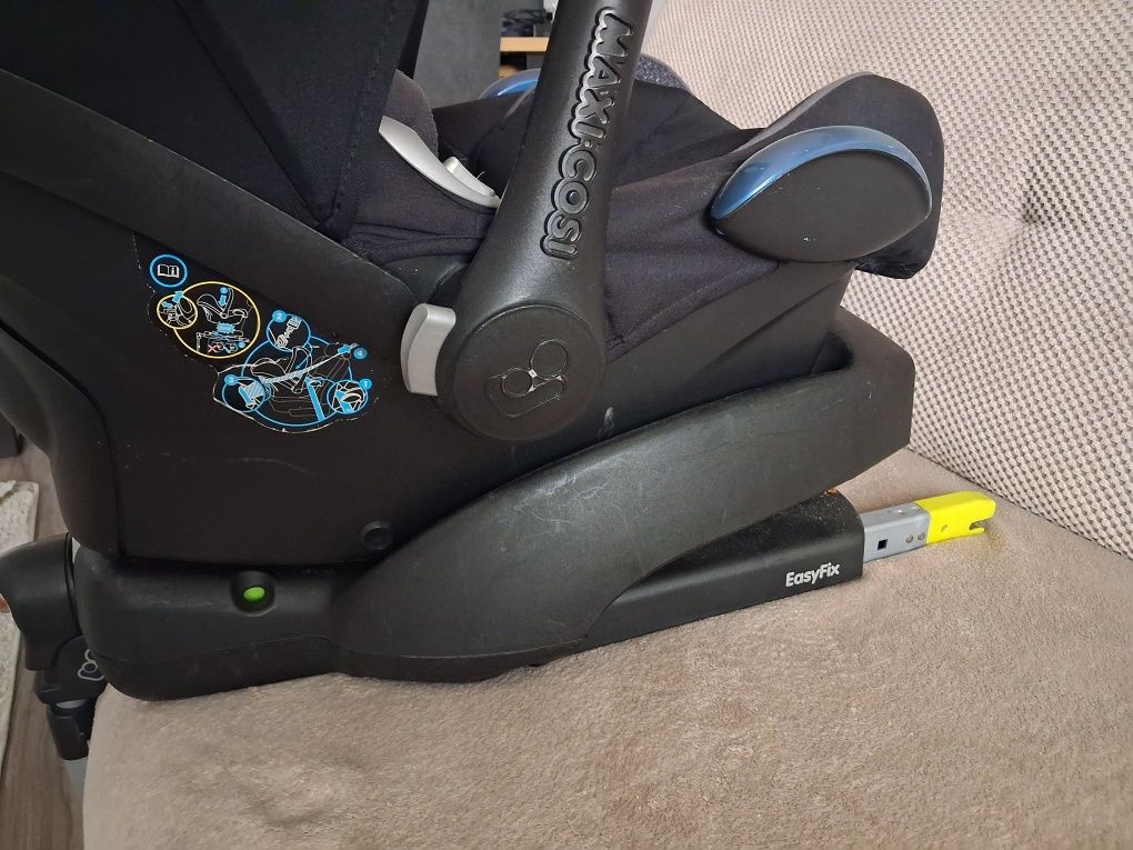Fotelik MaxiCosi Cabriofix + baza MaxiCosi