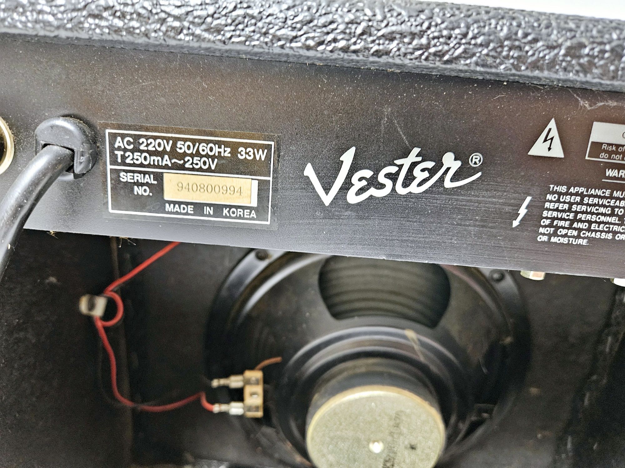 Wzmacniacz do gitary elektrycznej Vester