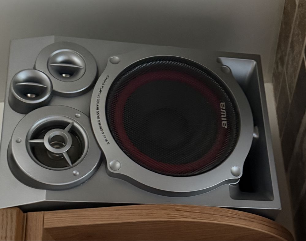 Продам музыкальный центр Aiwa