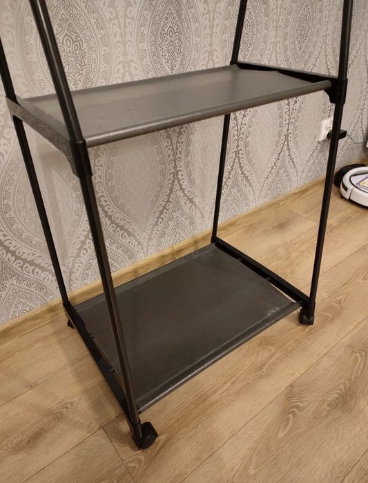 Nowy czarny wieszak na ubrania z regałem na buty 2 poziomy