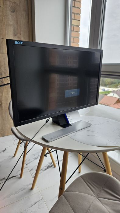 Монітор 24 дюйми Acer S243HL Стильний дизайн